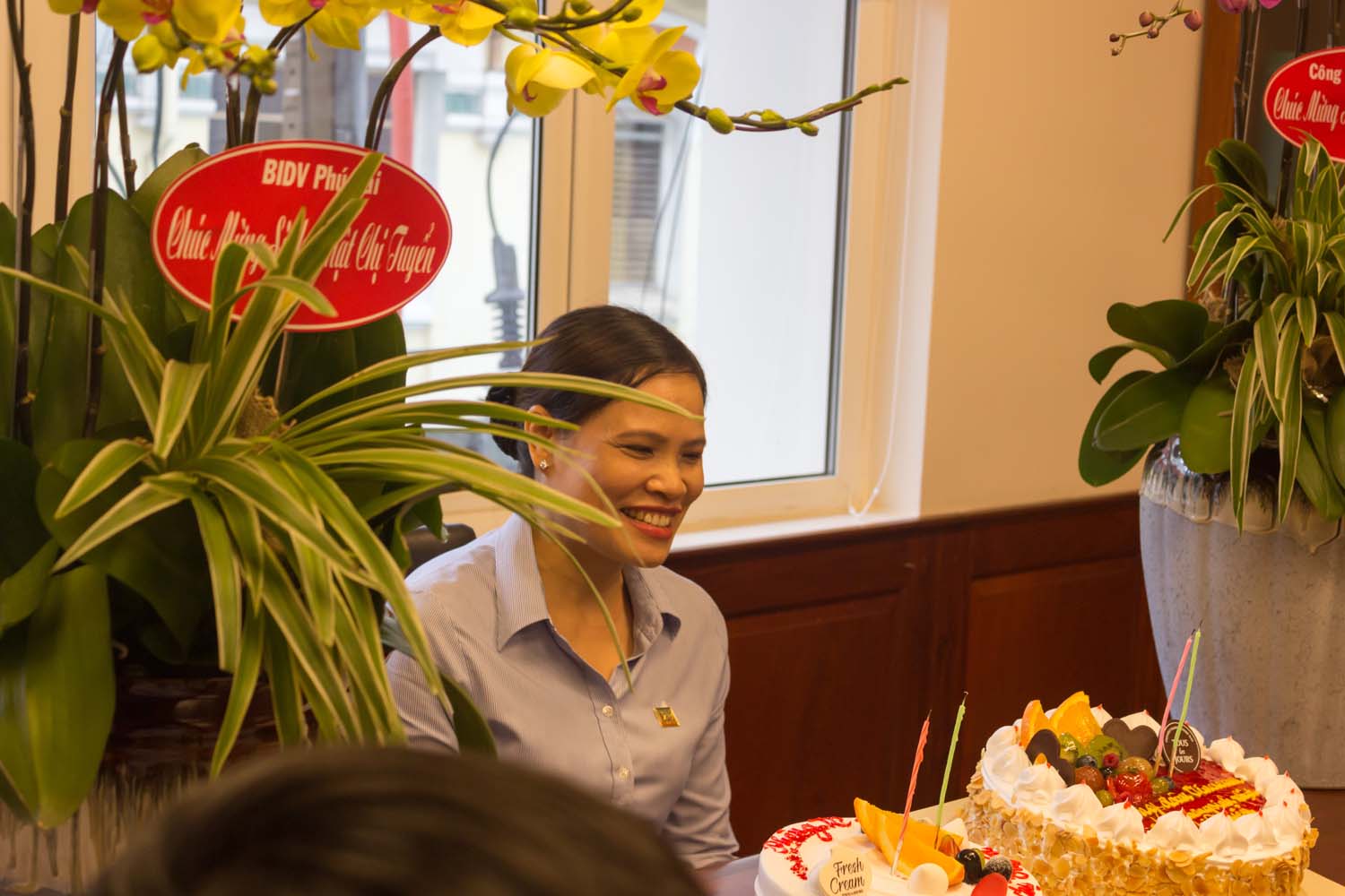 sinh nhật bà Văn Thị Tuyển - Giám đốc nhân sự Vinacam