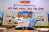 Tập đoàn Vinacam trao 3,5 tỉ đồng Tiếp sức đến trường: Nghĩ đến có SV bỏ học là công ty cố gắng